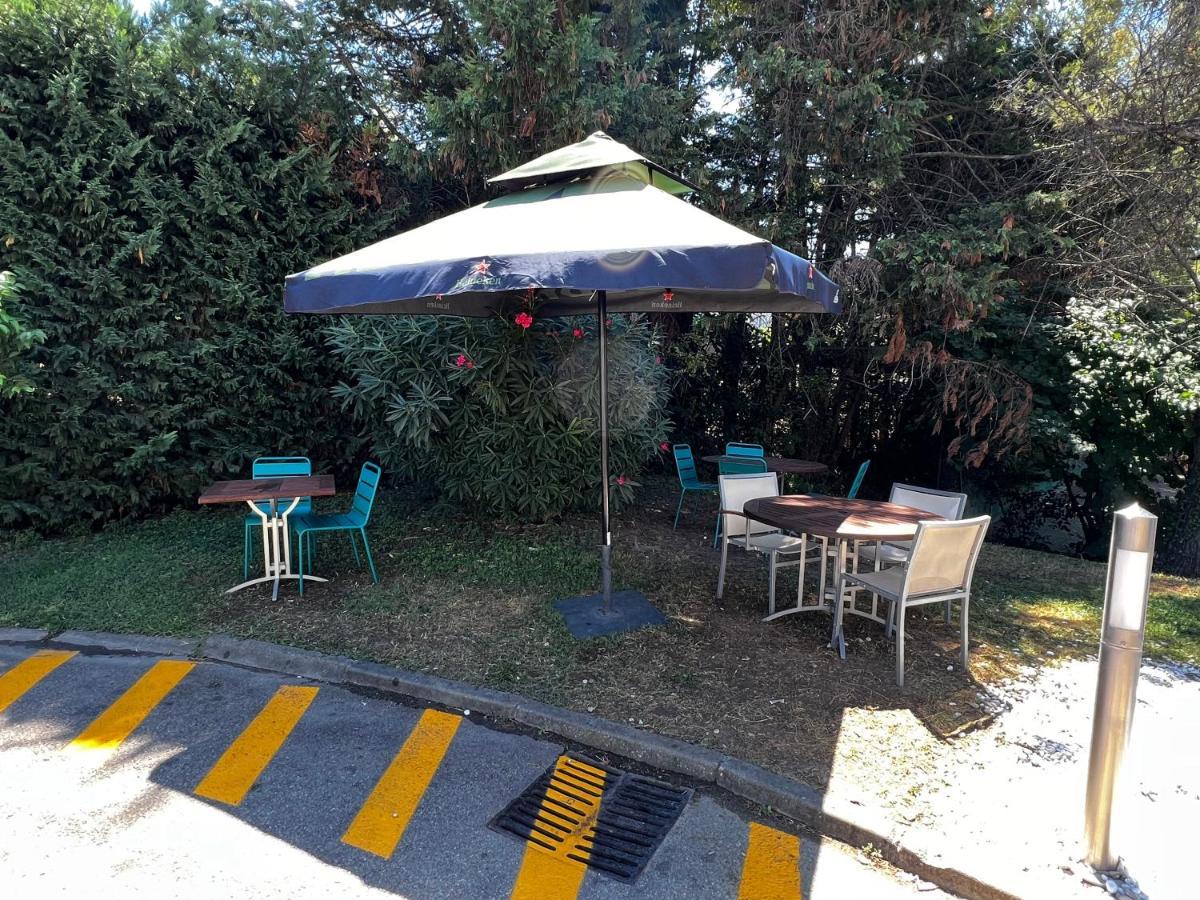 Ibis Budget Marseille Est Porte D'Aubagne מראה חיצוני תמונה